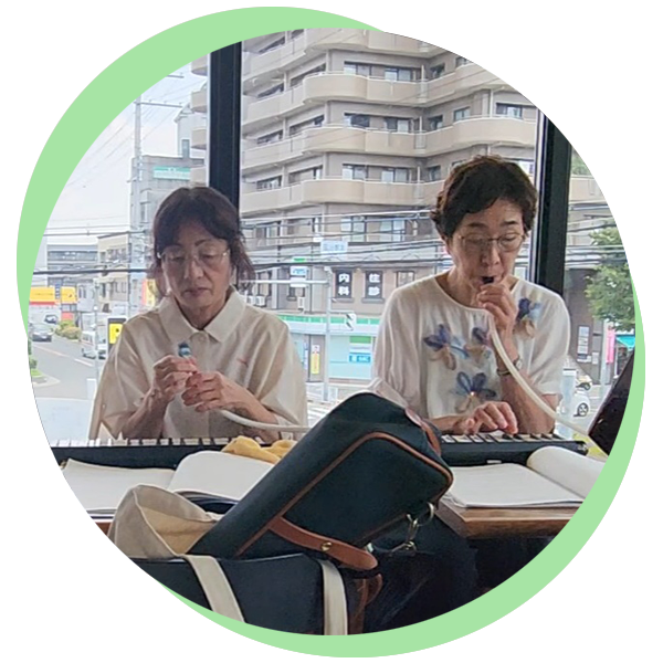 鍵盤ハーモニカクラスの特徴 楽しみながら「健康」になれる！ とにかく演奏しやすい！